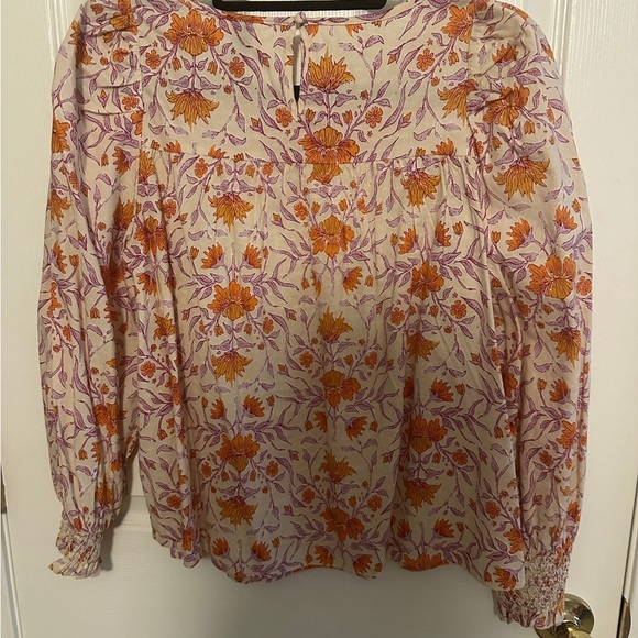 Universal Thread White Cream Blouse Relaxed Peter Pan Collar - Picture 3 of 3